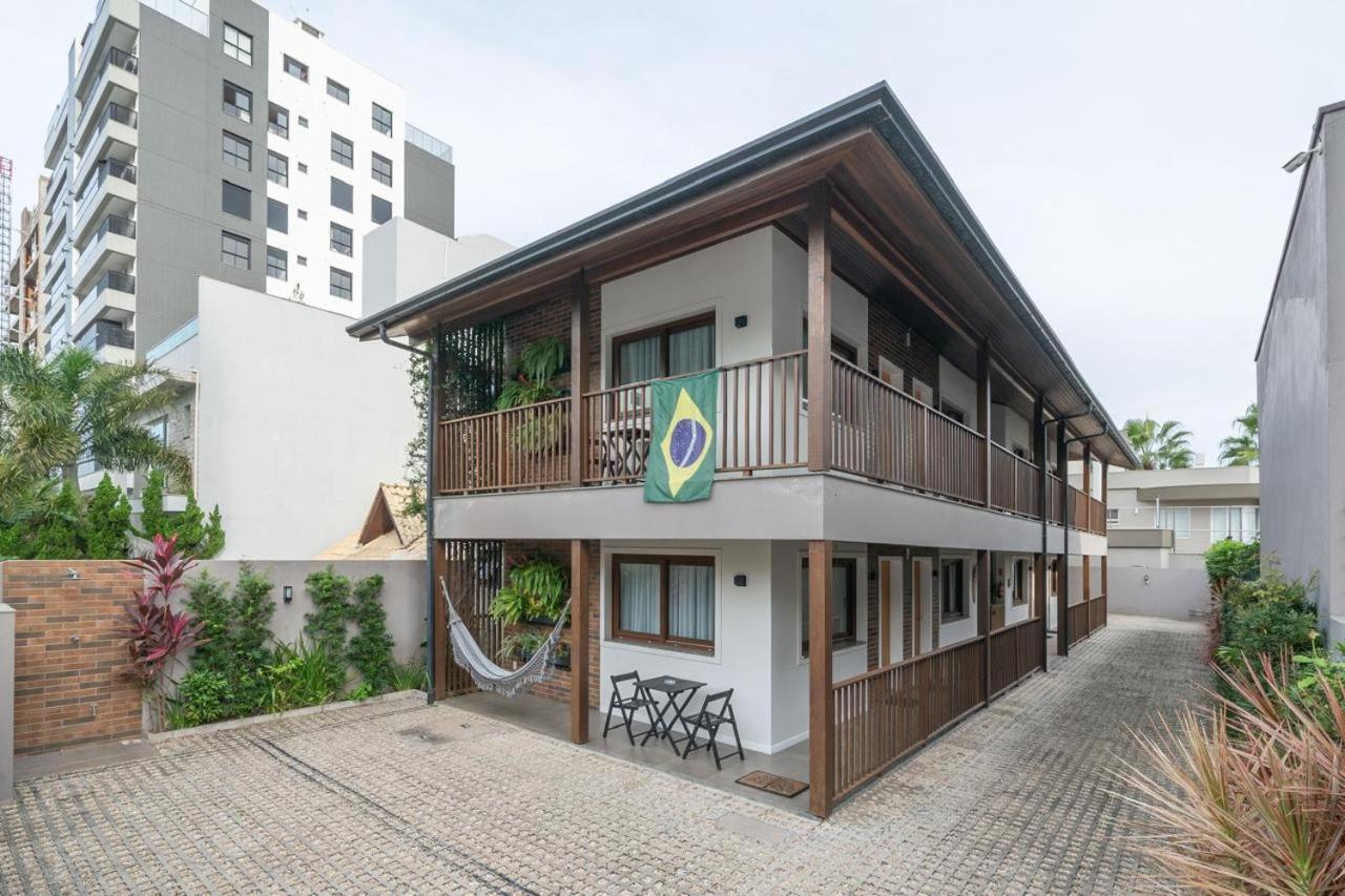 Banzai Brava Suites Itajaí Exterior foto