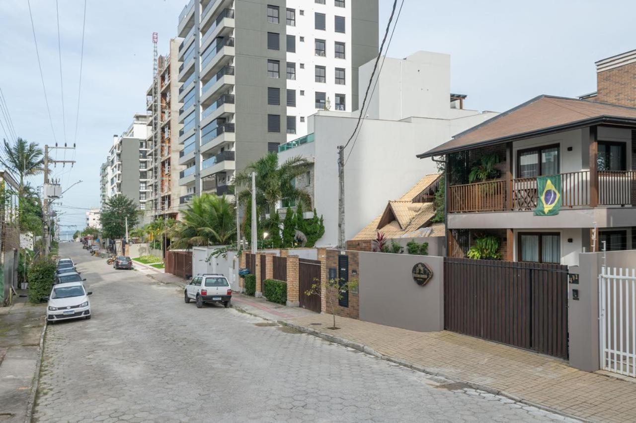 Banzai Brava Suites Itajaí Exterior foto